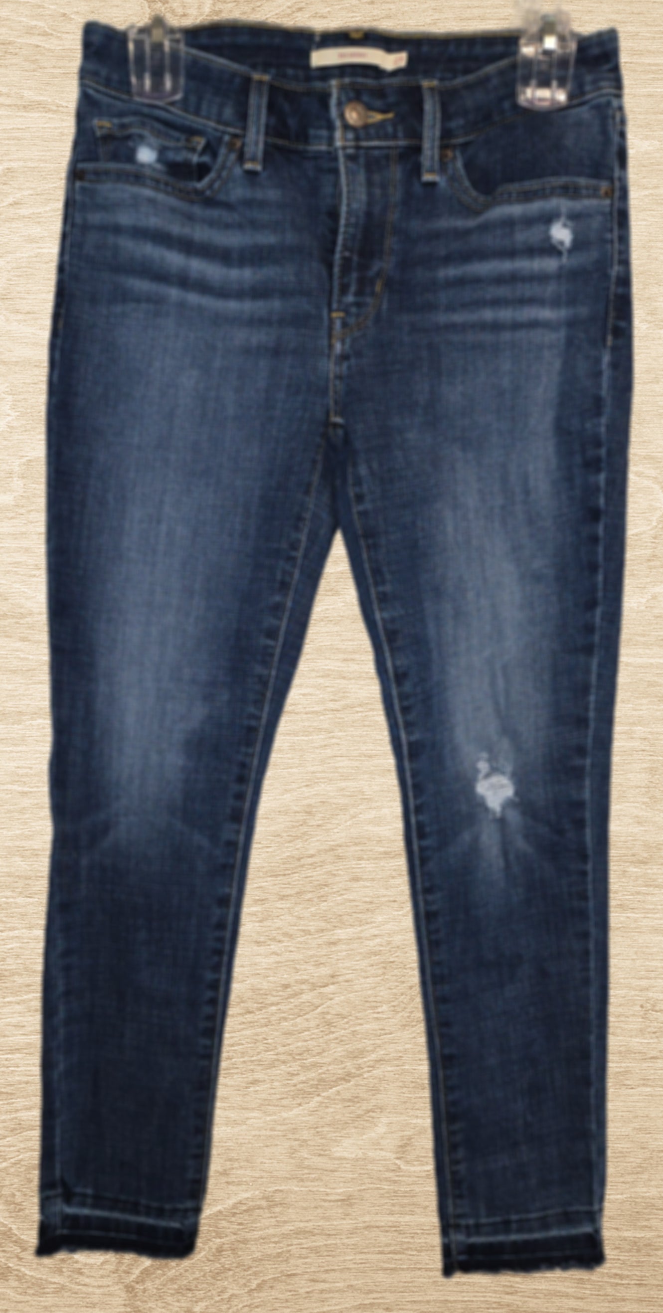 Women Levi Jean Size 27 Inch Waist image 0