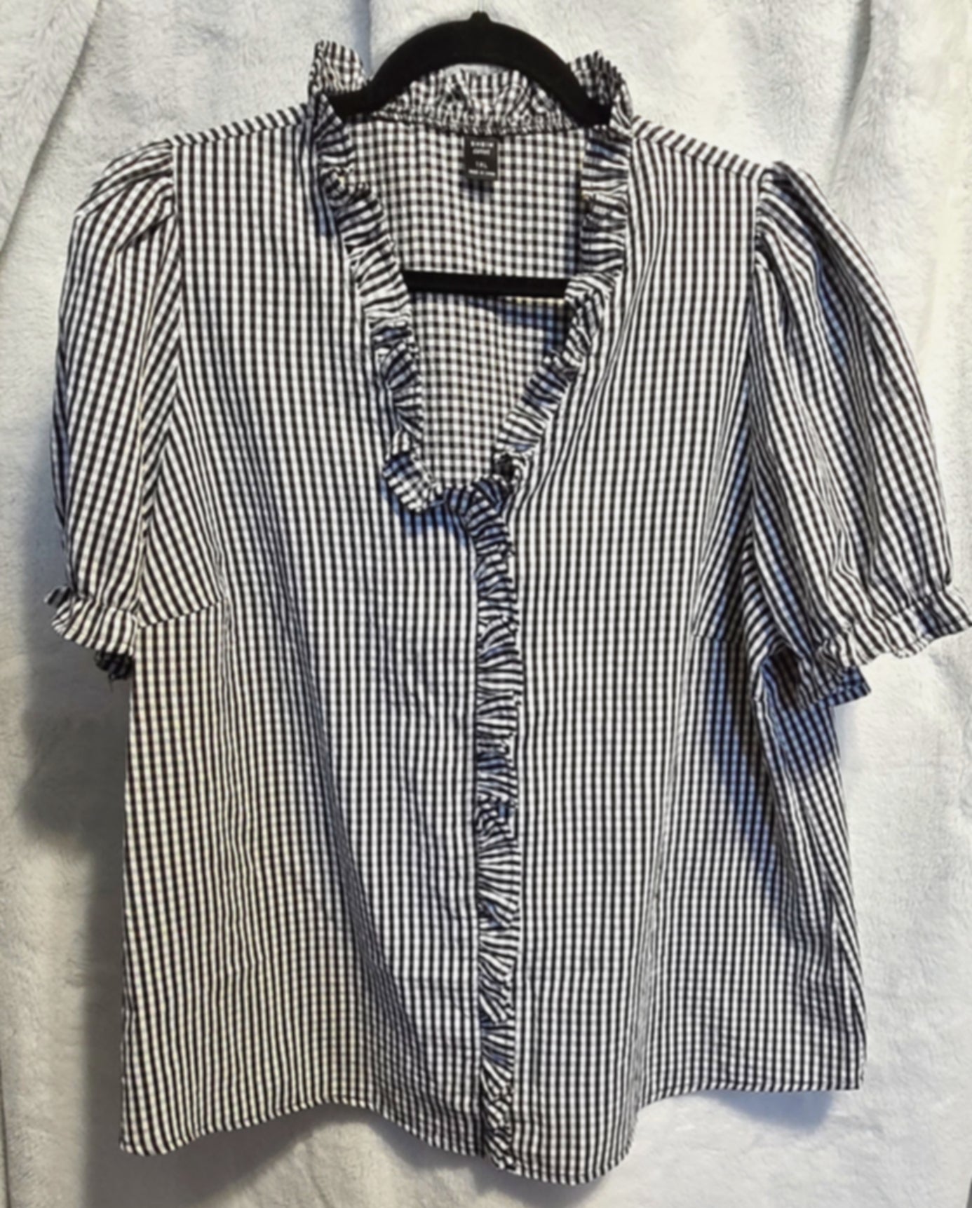 Women's Shein Top Size 1XL image 0