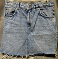 Women's H&M Denim Skirt Size- 10 image 0