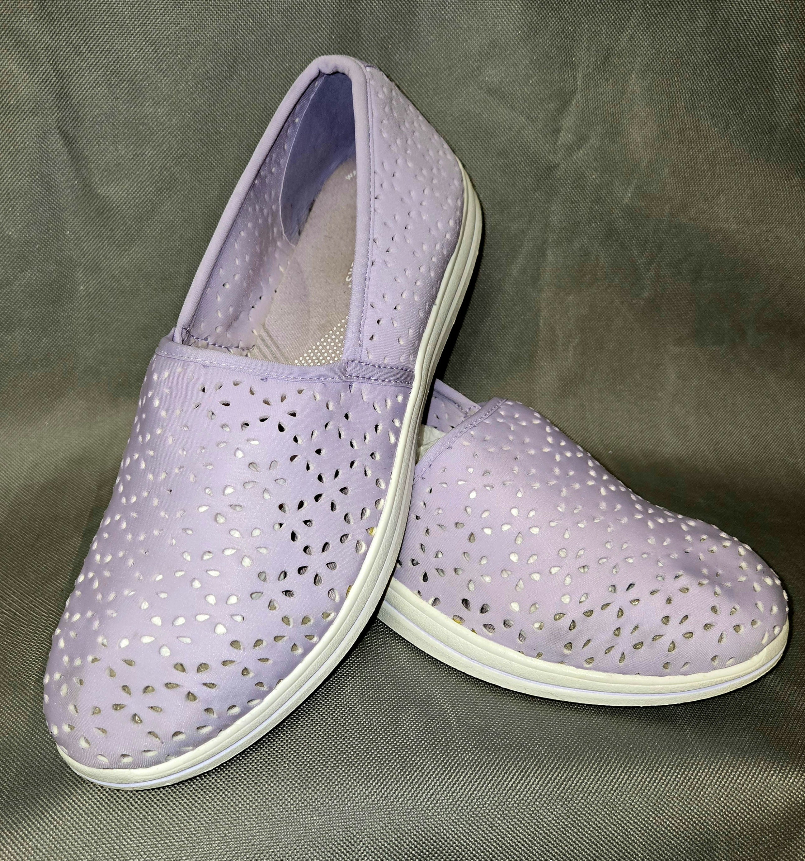 Women's Shoes Size  - 8M image 0