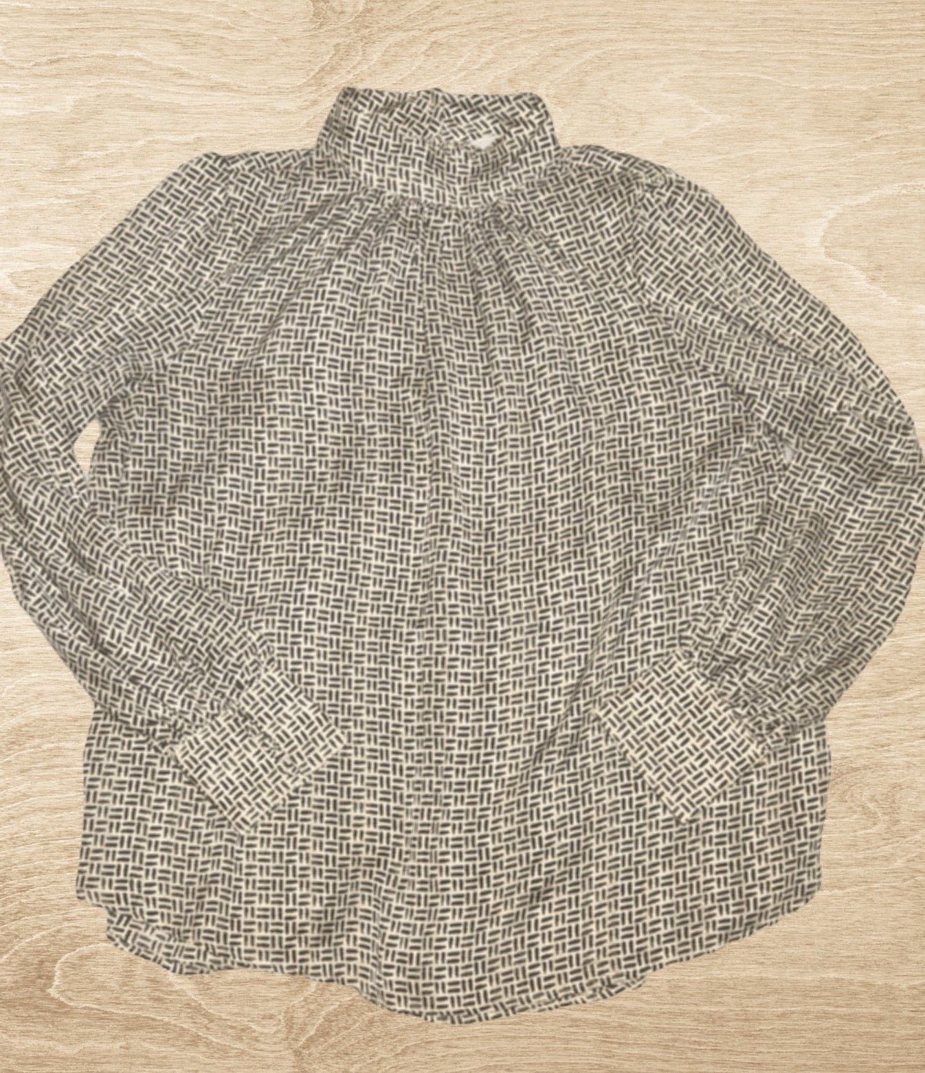 Women's H&M Top Size Large image 0