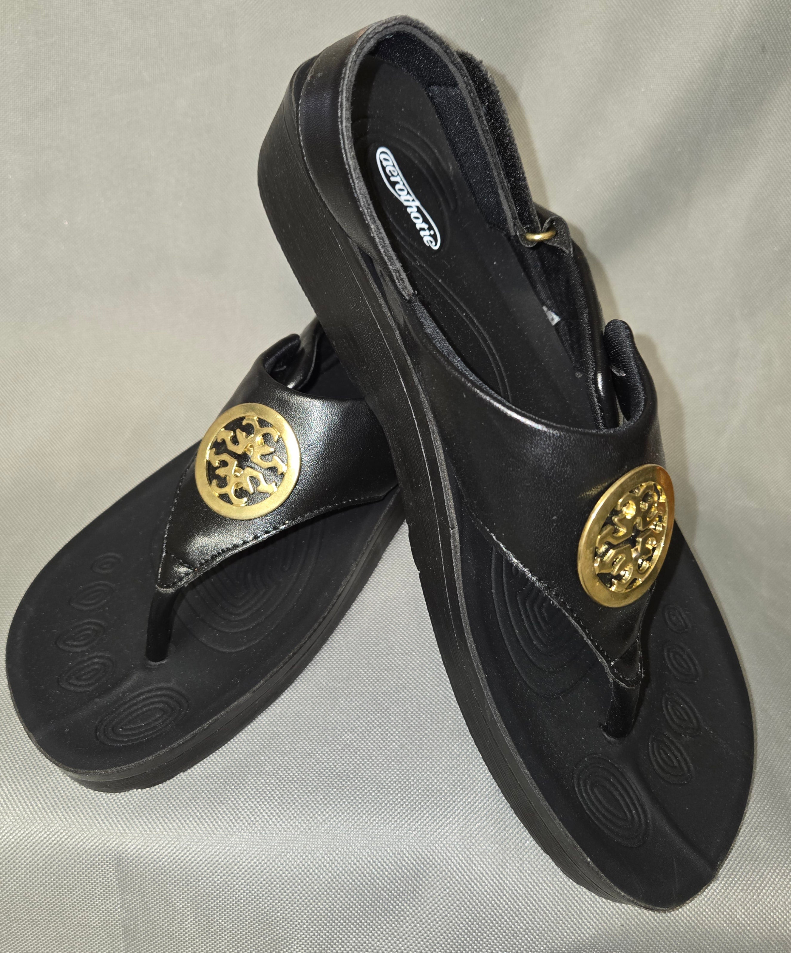 Women's Sandals Size- 10 image 0