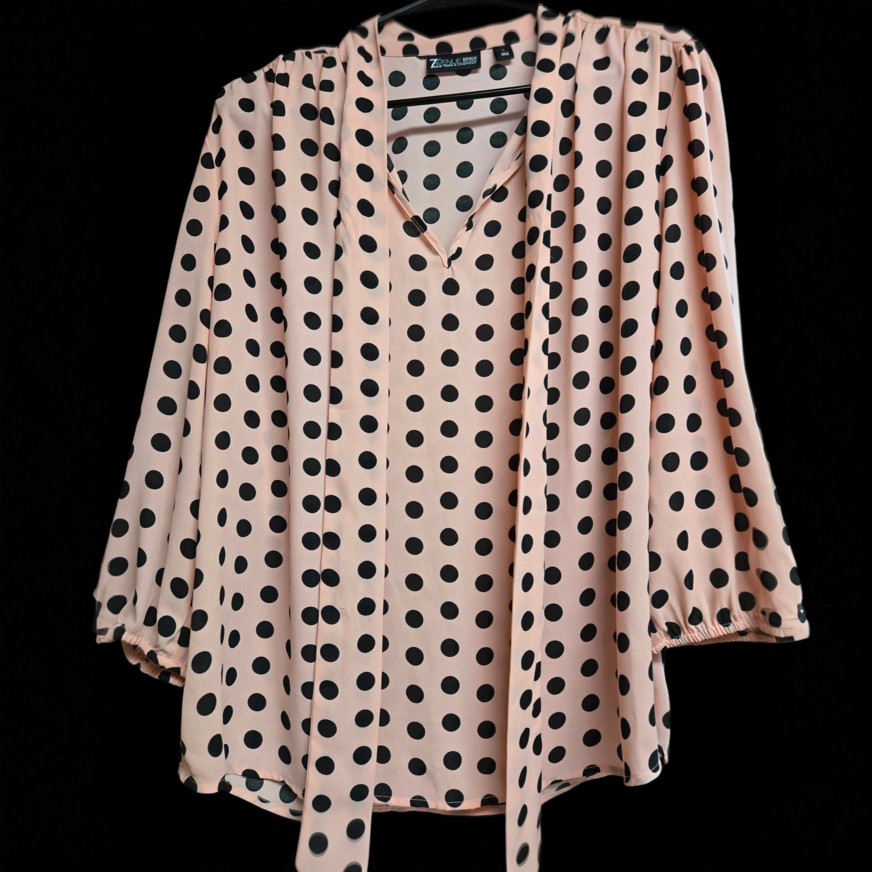 Women's Top Size- Large  image 0