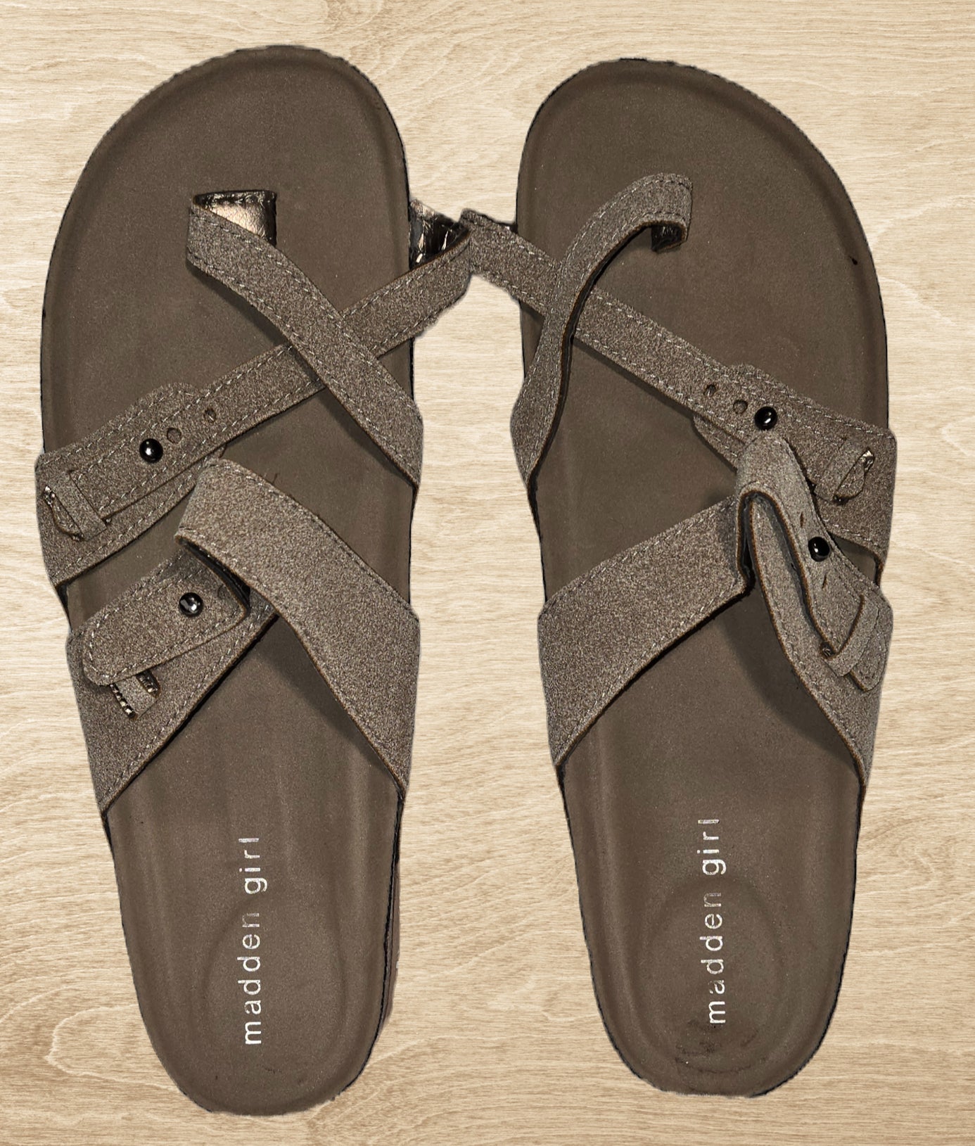 Women's Madden Girl Sandals Size 10 image 0