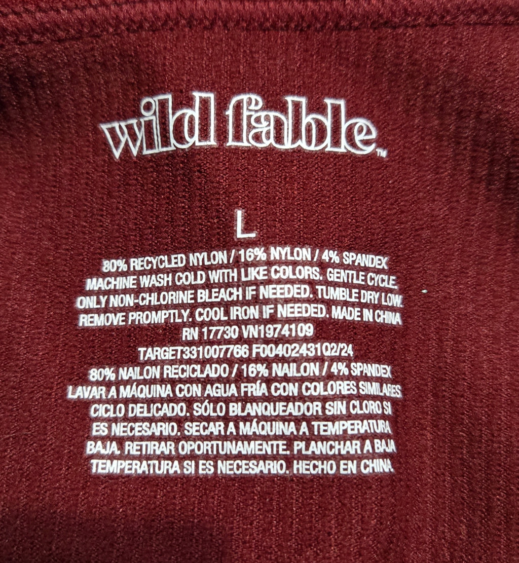 NWT -Women's Fitted Top Size Large