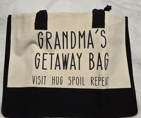NWOT - Grandma's Getaway X-Large Bag