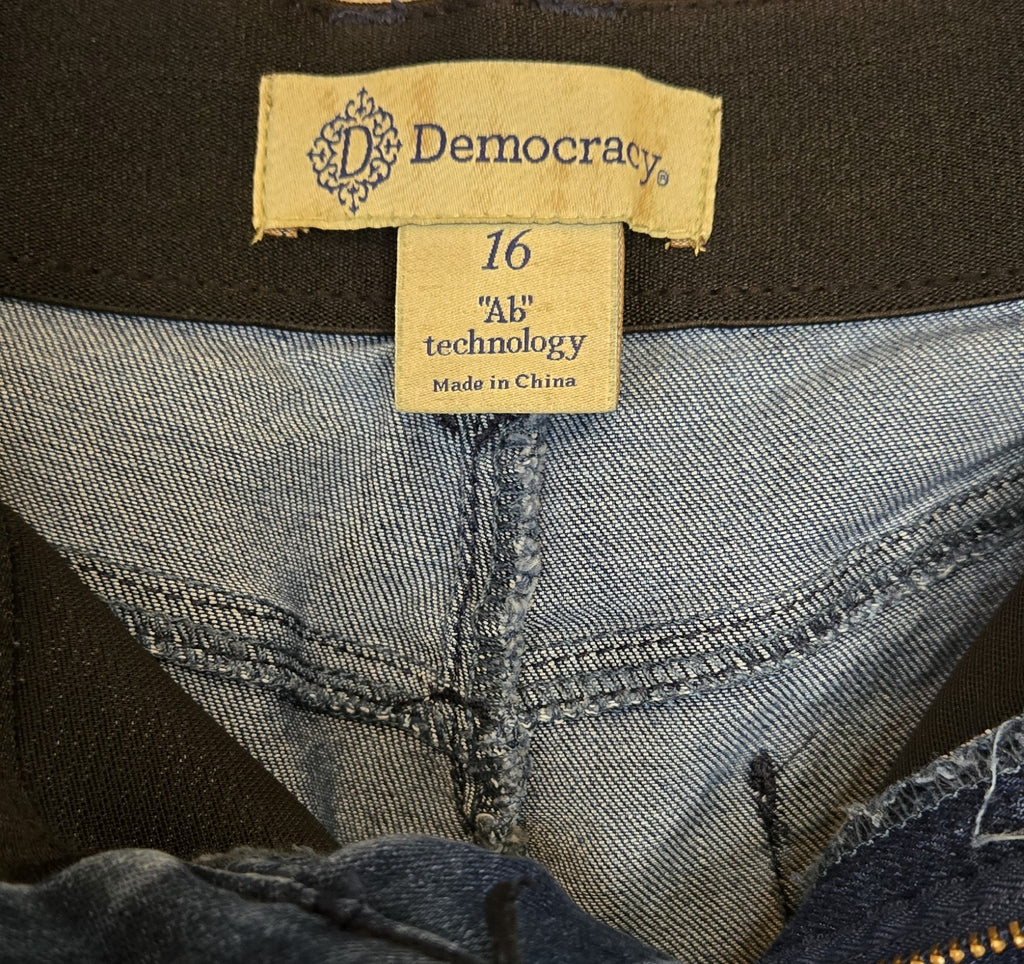 Pre-loved Women's Democracy Jeans Size 16