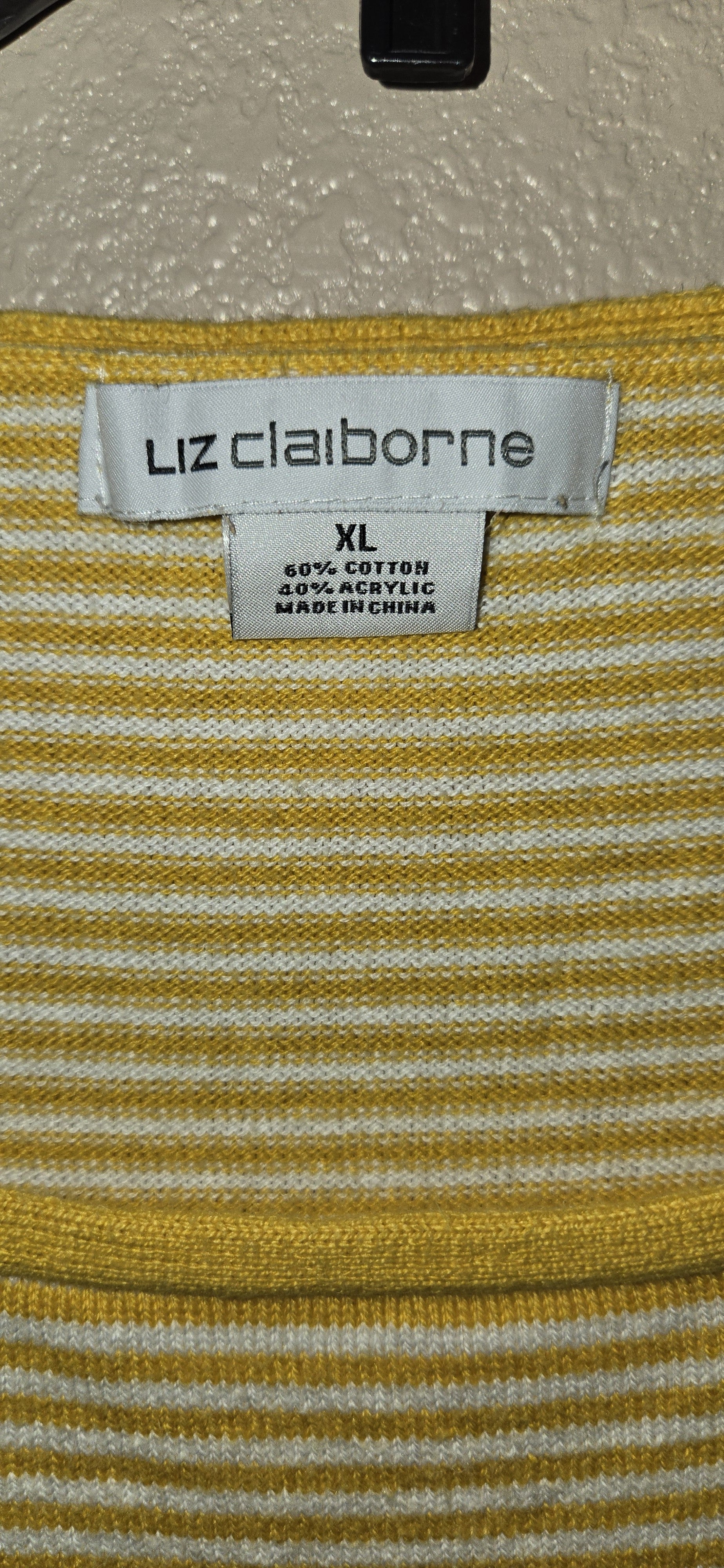 Pre-loved Women's Lightweight Liz Claiborne Sweater Size XLarge