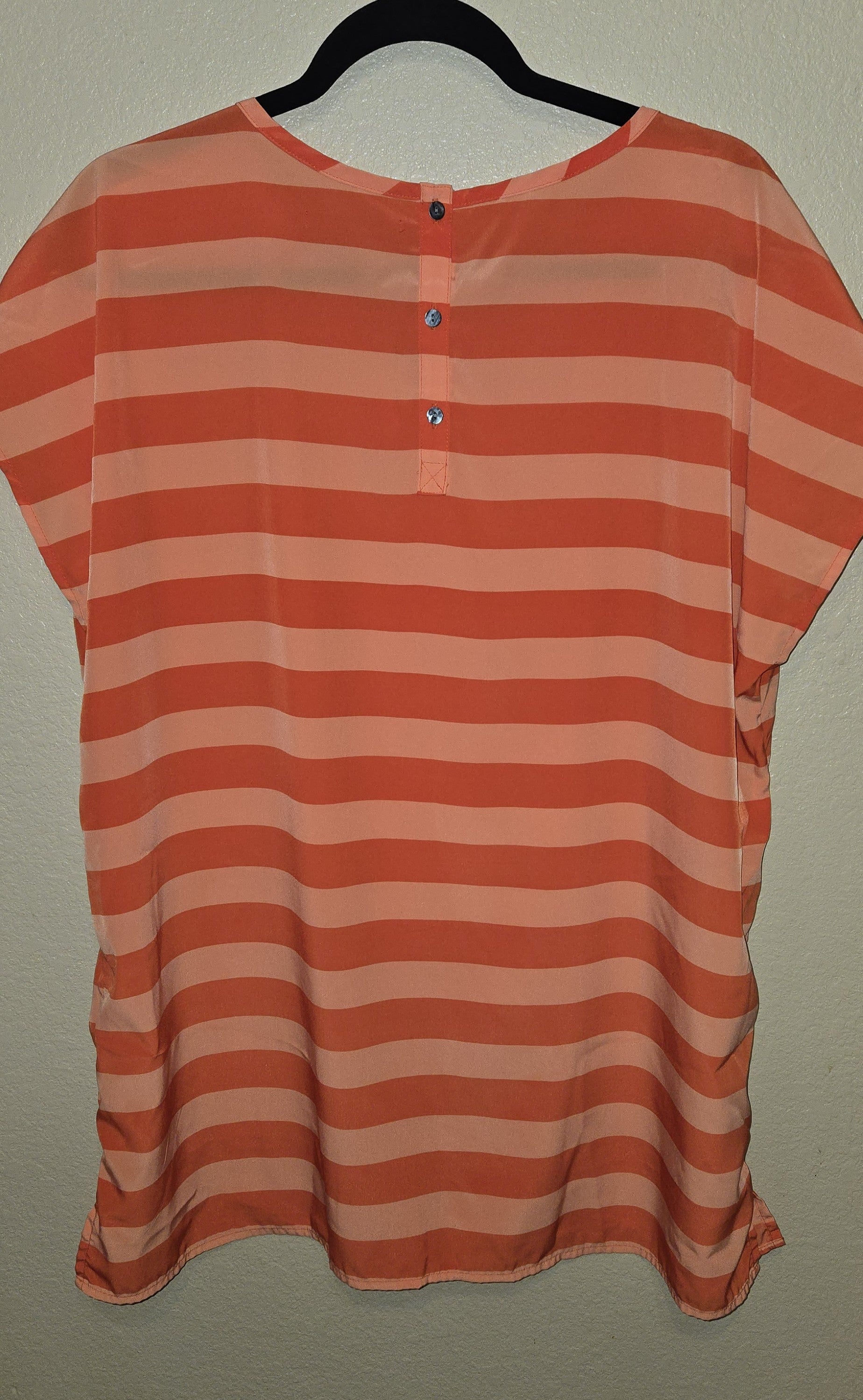 Pre-loved Women's Gap Blouse Size XLarge