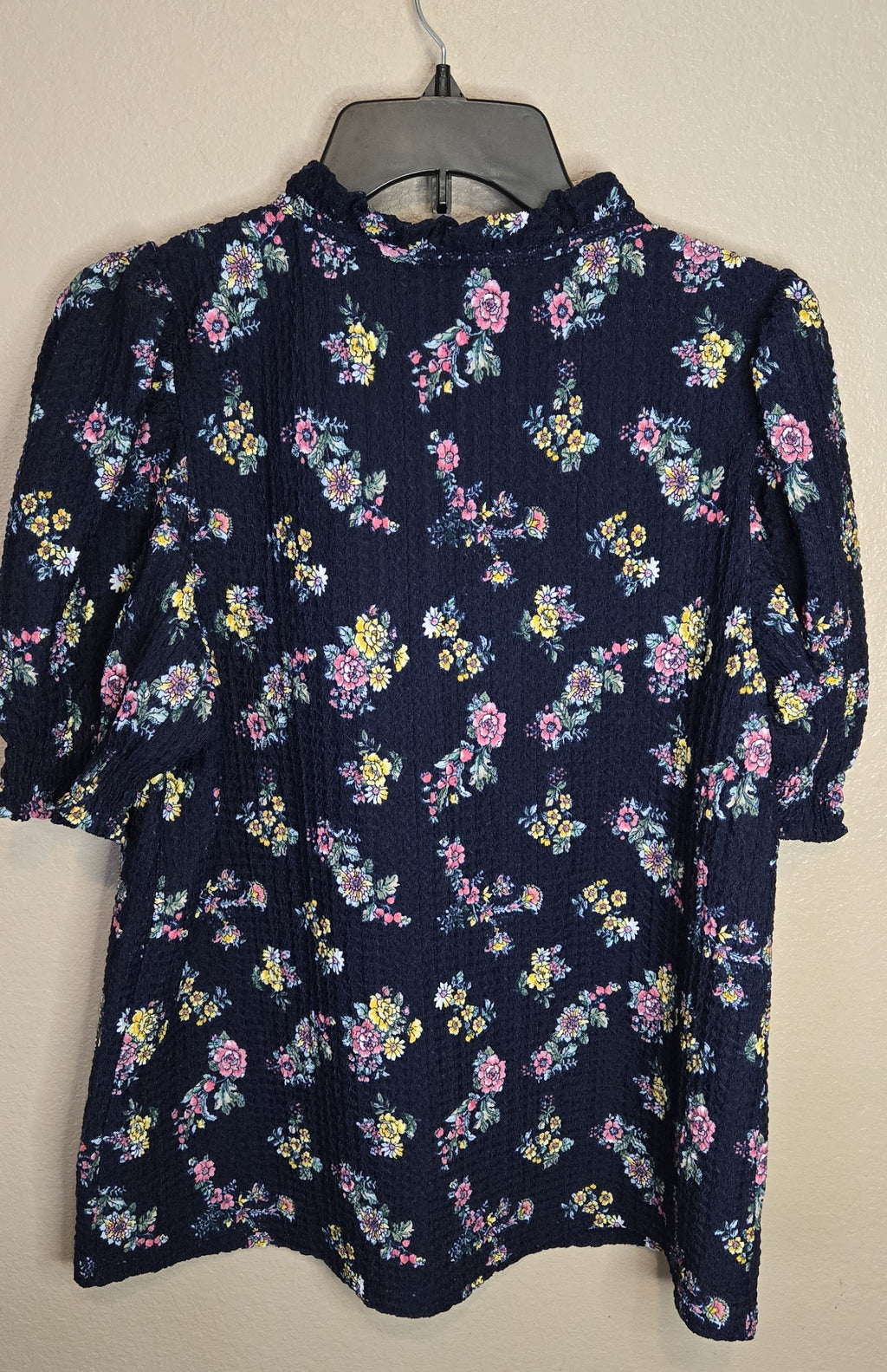 NWT - Women's Ann Taylor LOFT Blouse Size Medium