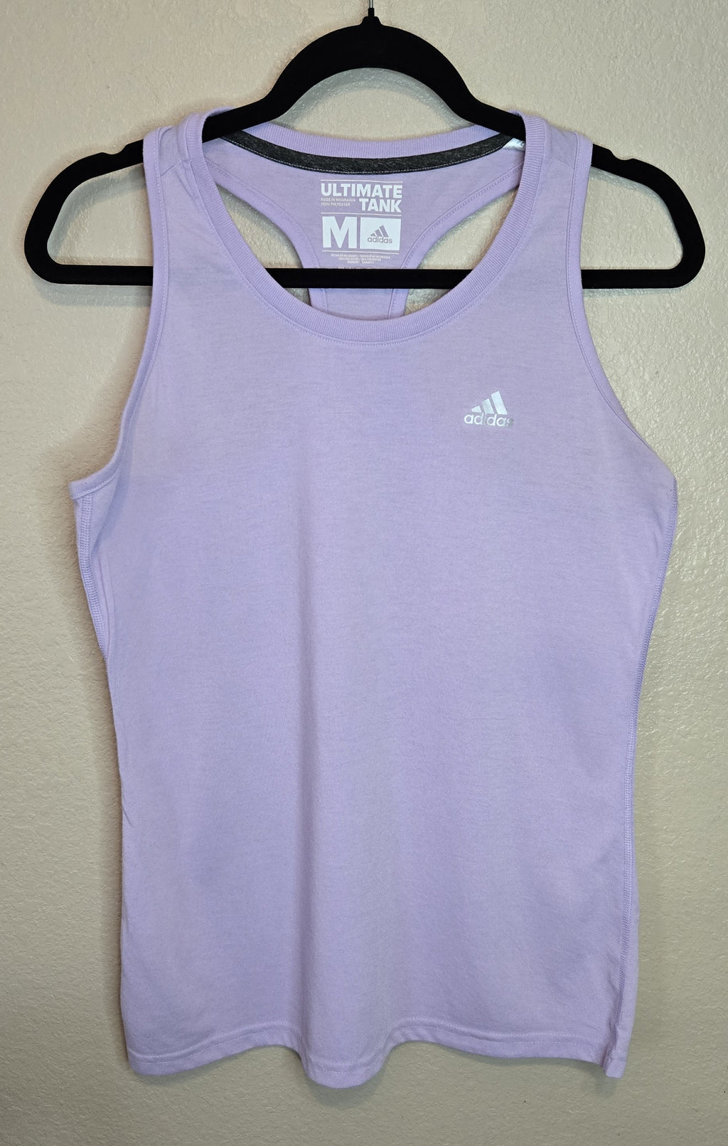 Pre-loved Adidas Athletic Top Size Medium
