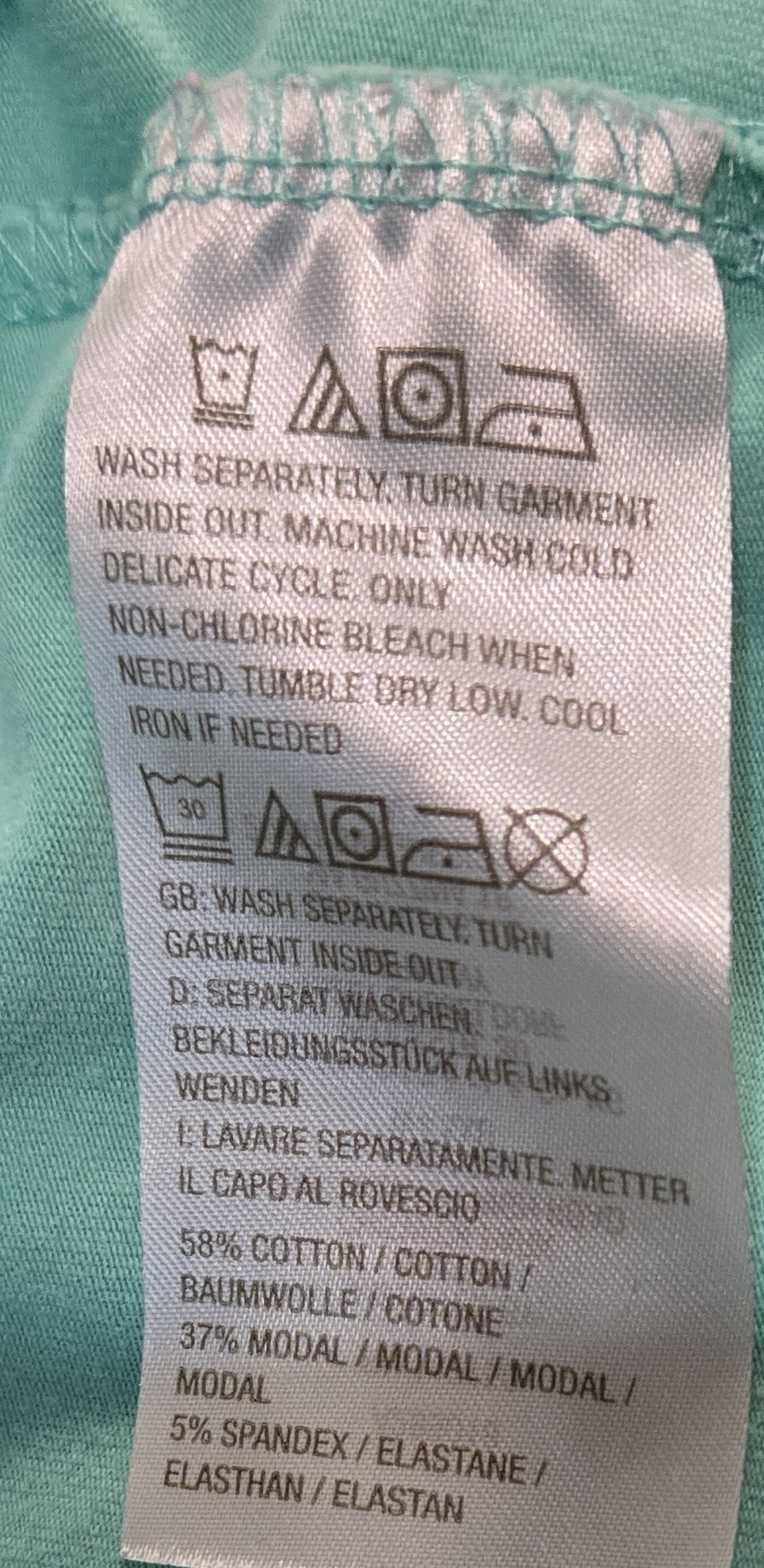 Flawed Find Women's Top Size Large