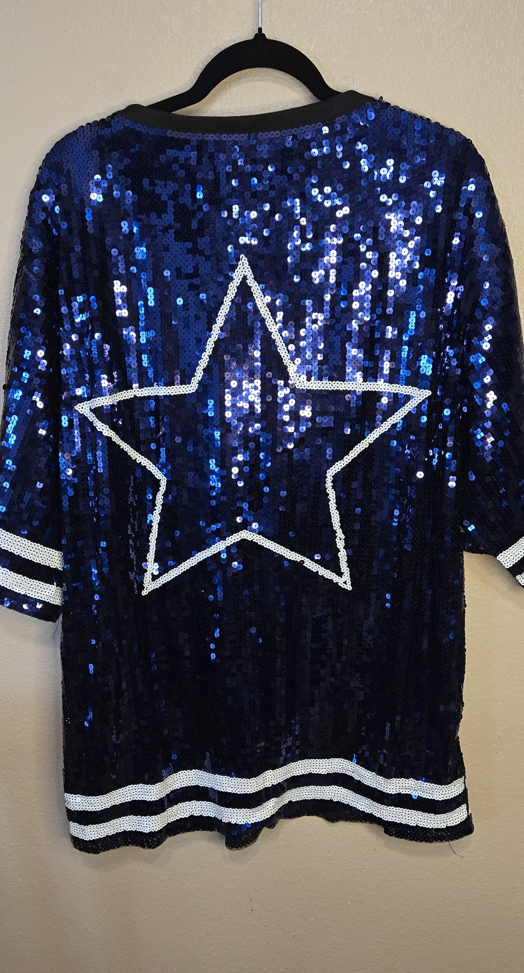 Pre--loved Women's Sequence Dallas Cowboys Top Size L/XL