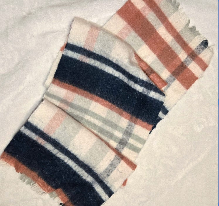 Pre-loved Banana Republic Scarf