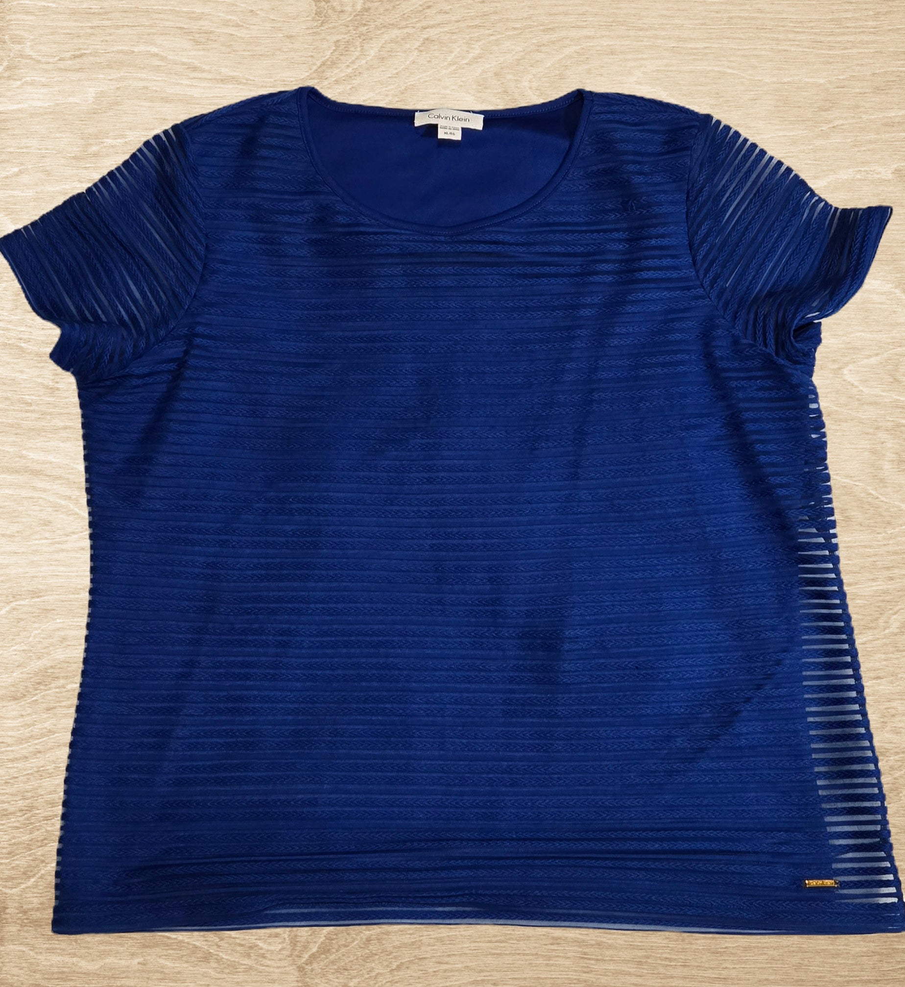 Women's Top Size XL image 0