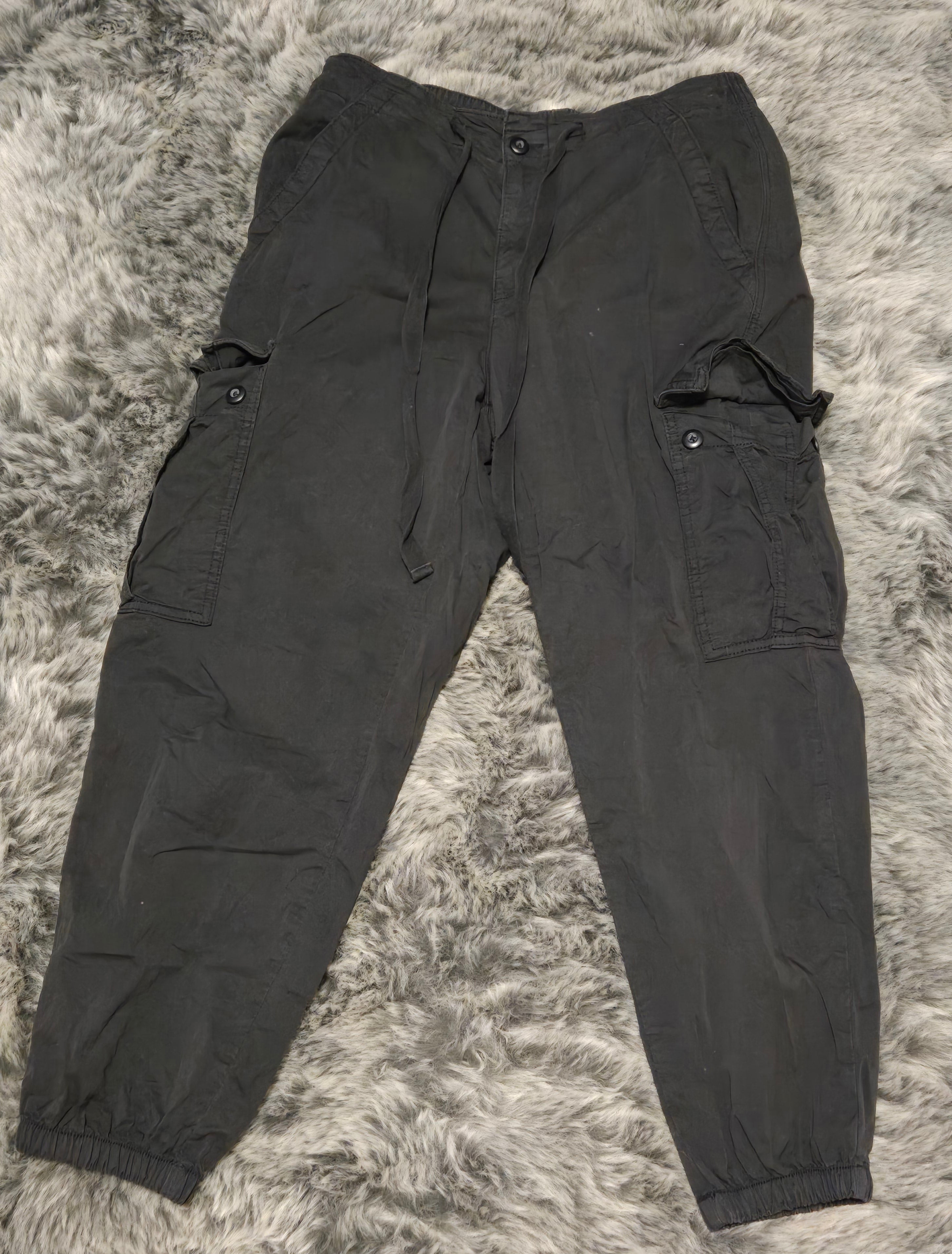 Women's Pant Size- 8 Short  image 0
