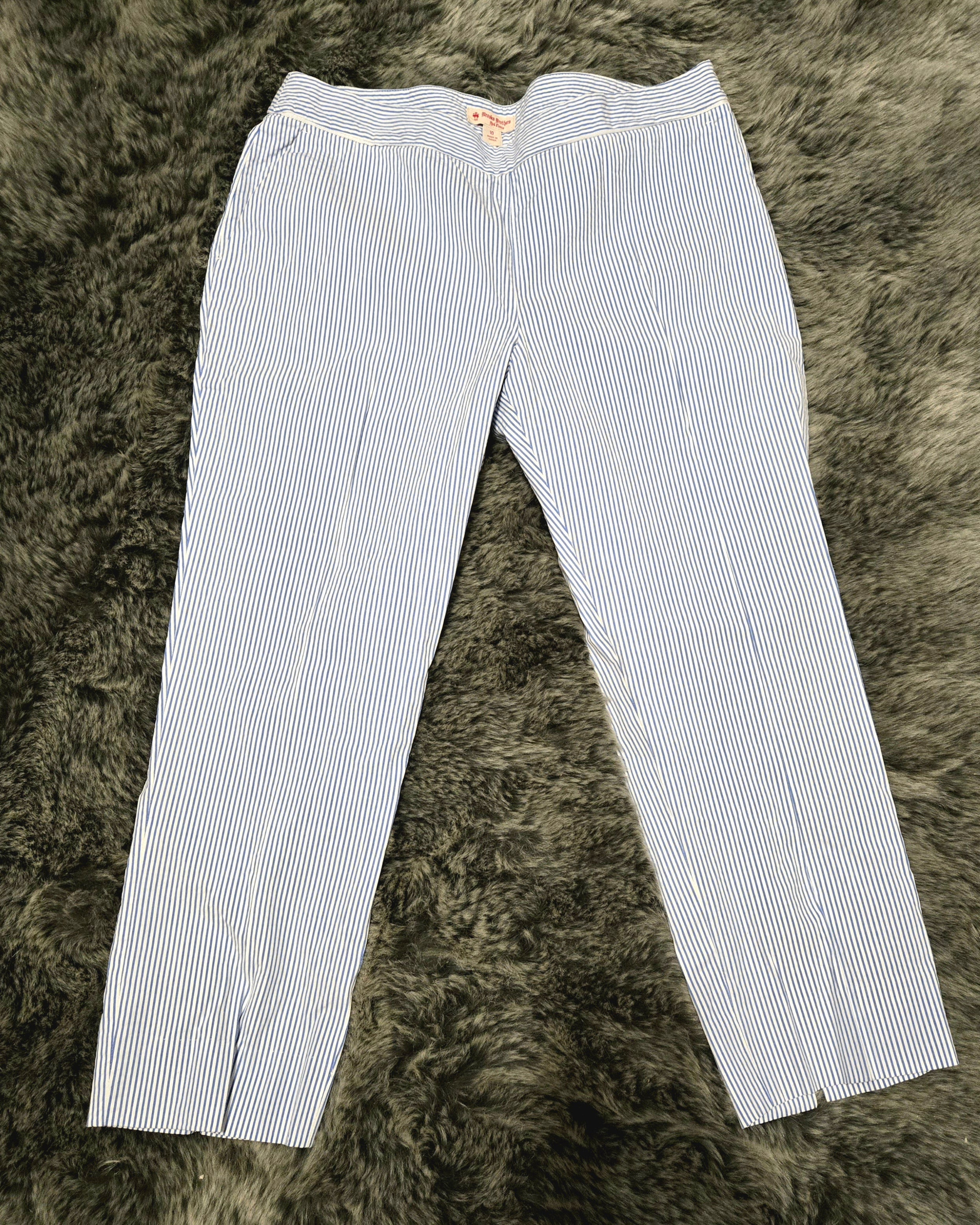Women's Cropped Pant Size 10 image 0