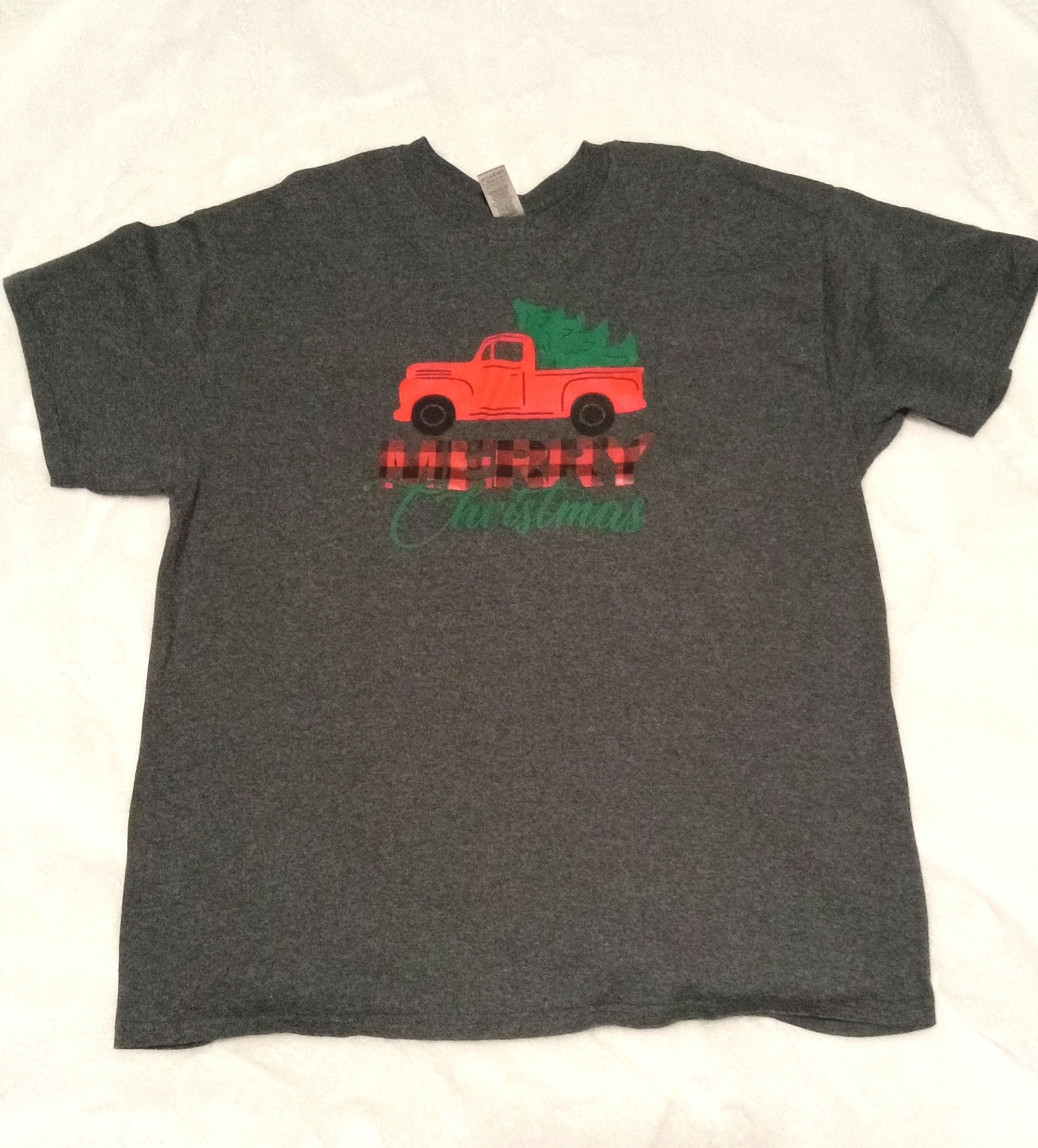 Women's Christmas T-shirt Size- XL  image 0